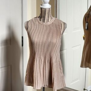 Adrianna Papell Sleeveless Pleated Blouse M